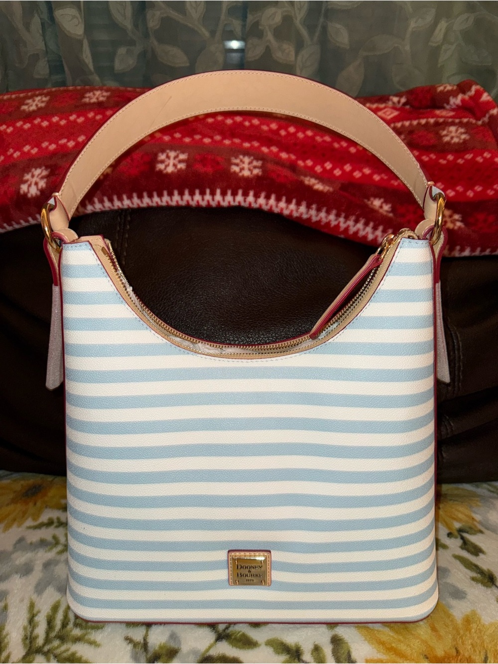 Dooney & Bourke Light Blue and White Striped Shoulder Bag with Red Trim - Picture 3 of 7